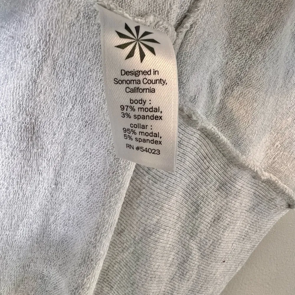 Athleta Pranayama Wrap Fog Grey Heather Cardigan Pullover Sweater Size  Small. - Image 8