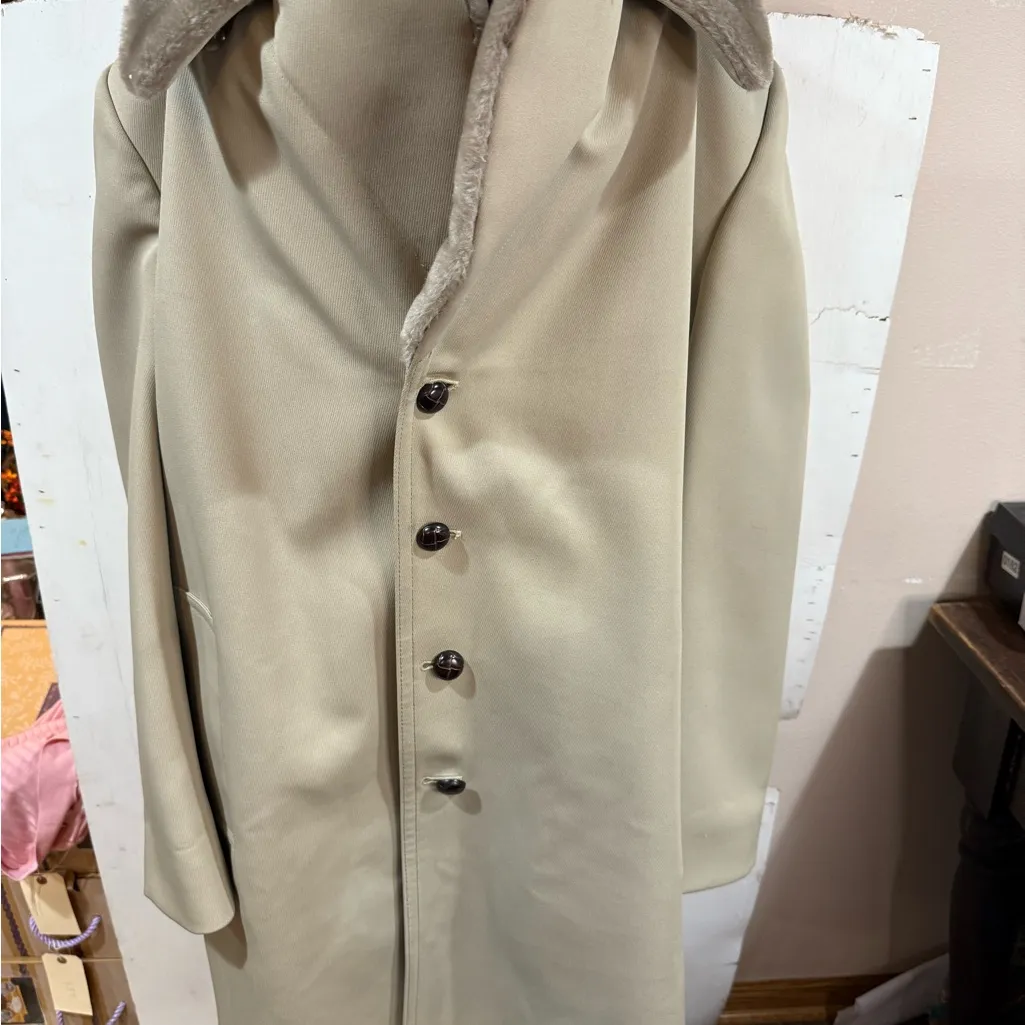 London Fog Tan Outerwear - Image 5