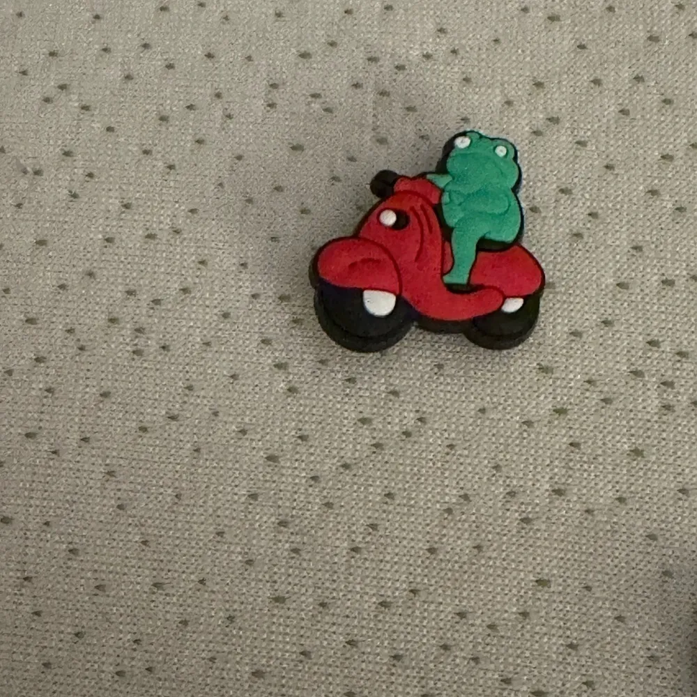 Jibbitz Frog Riding Motorcycle Croc Charms NWT Red Size undefined - Image 2