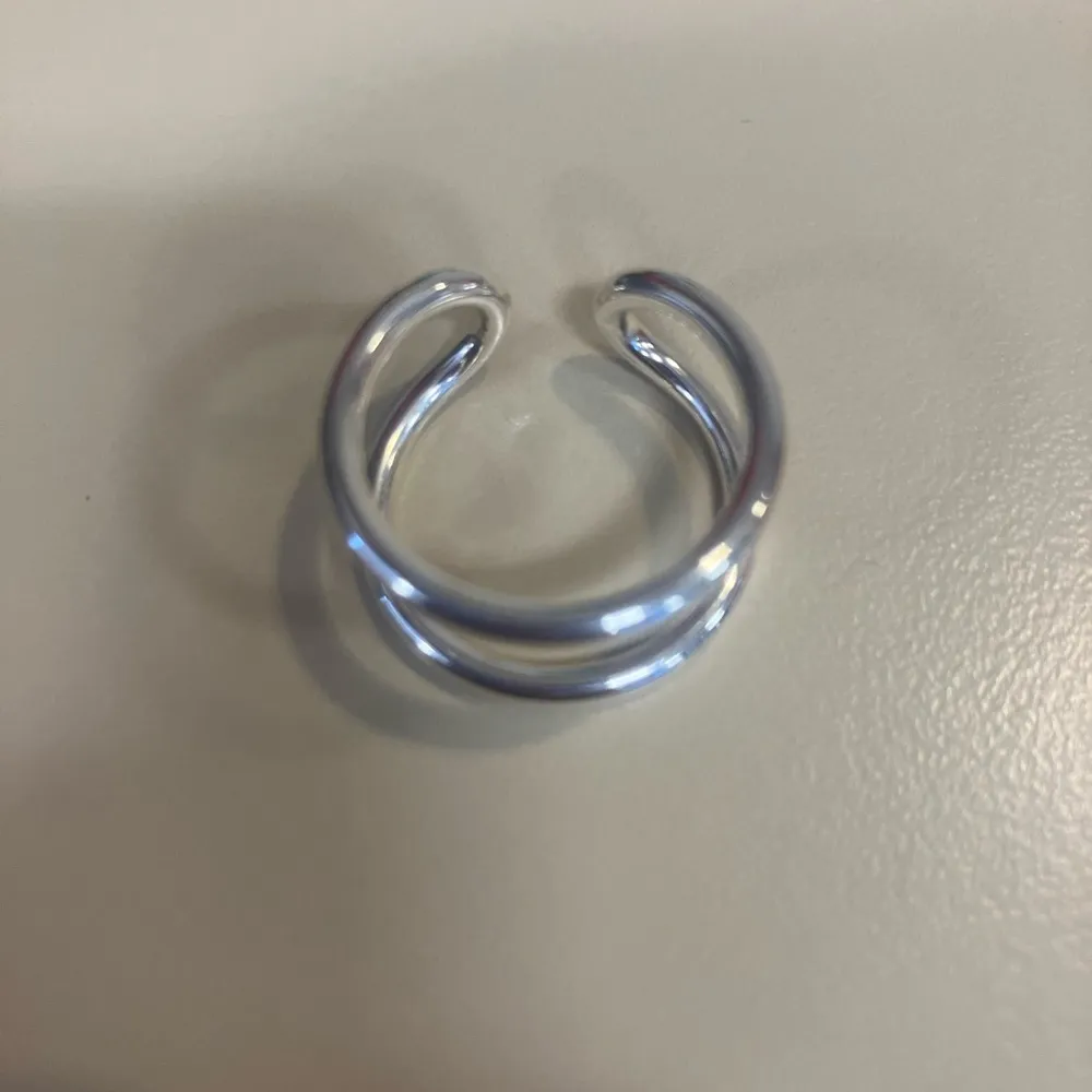 Old navy silver ring 💍 - Image 2