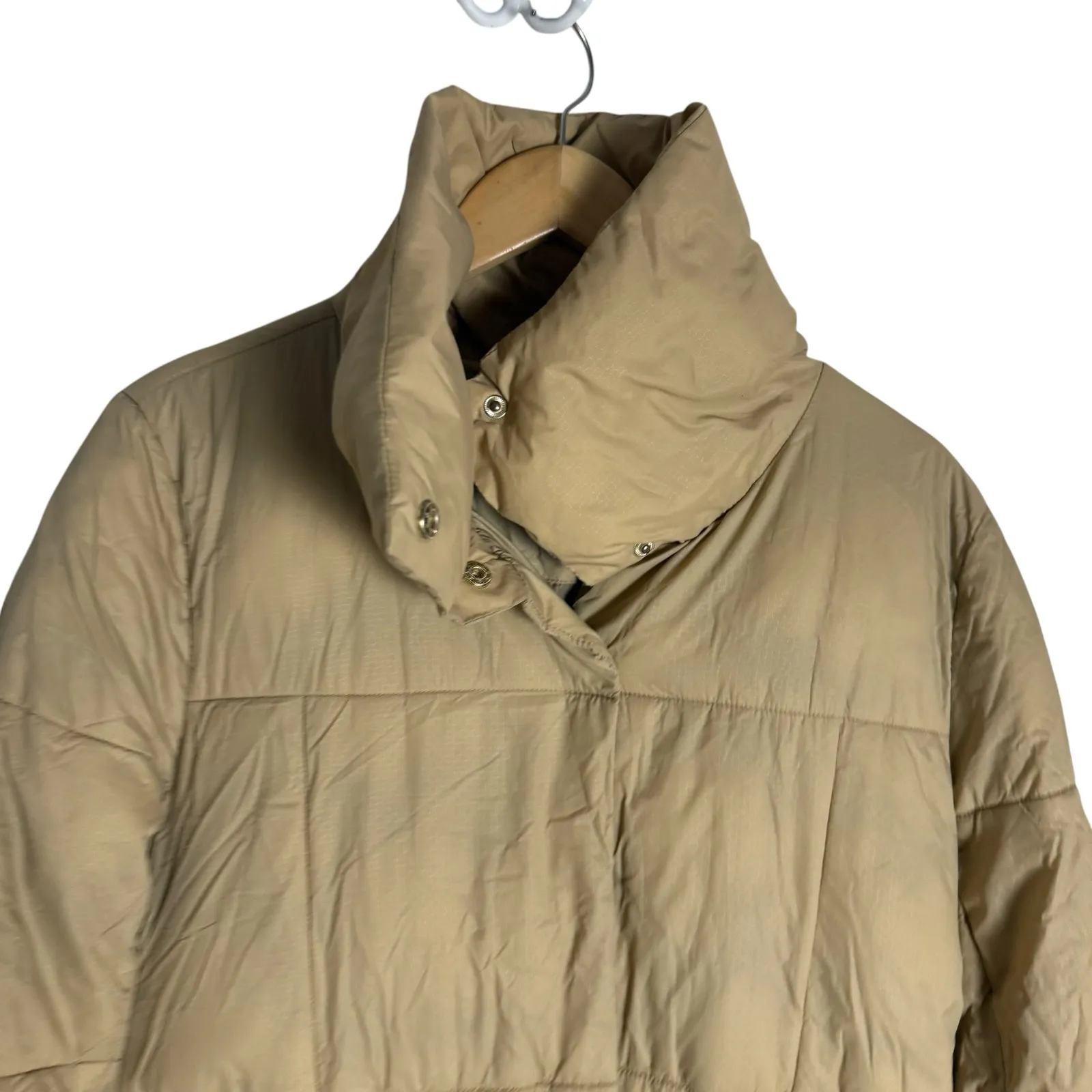 Ellen Tracy Cozy Pillow Beige Belted Long Winter Puffer Coat Size Medium - Image 6