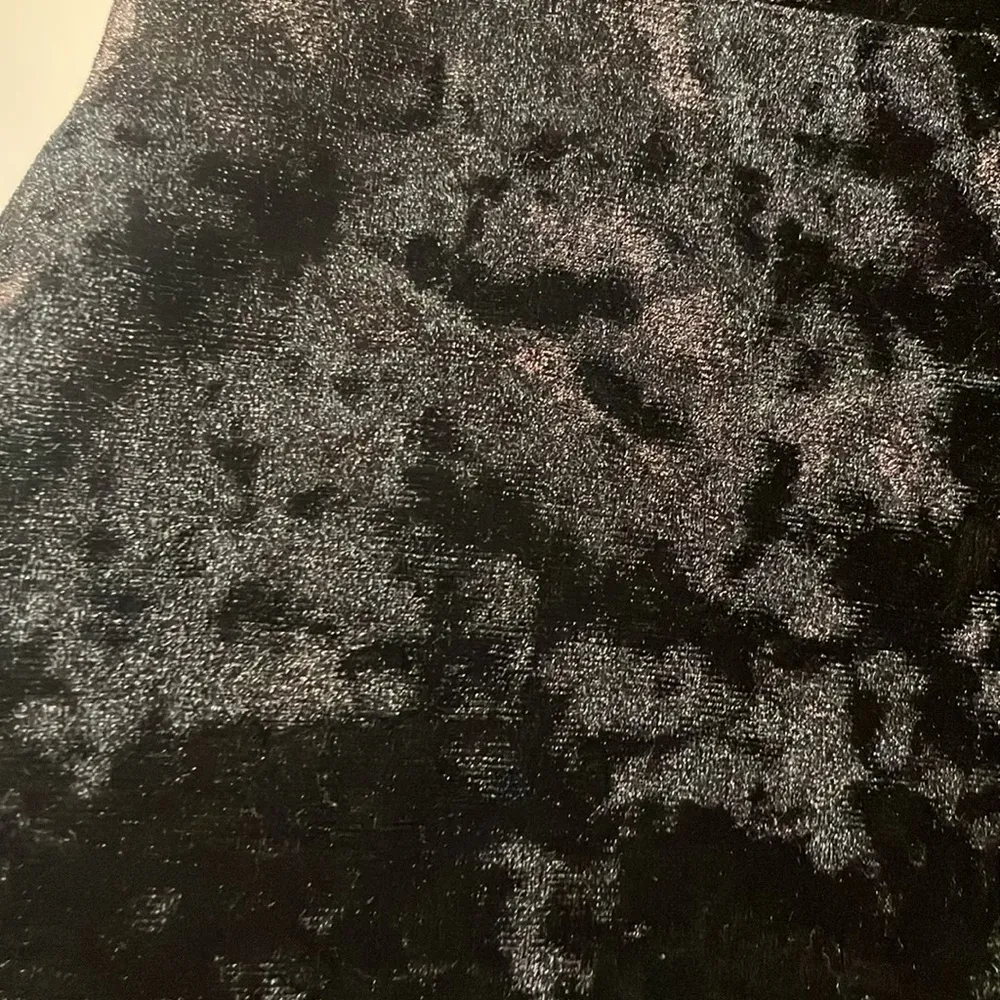 Urban Outfitters- “Sasha” Crushed Velvet Romper Long Sleeves in Black- Size M - Image 8