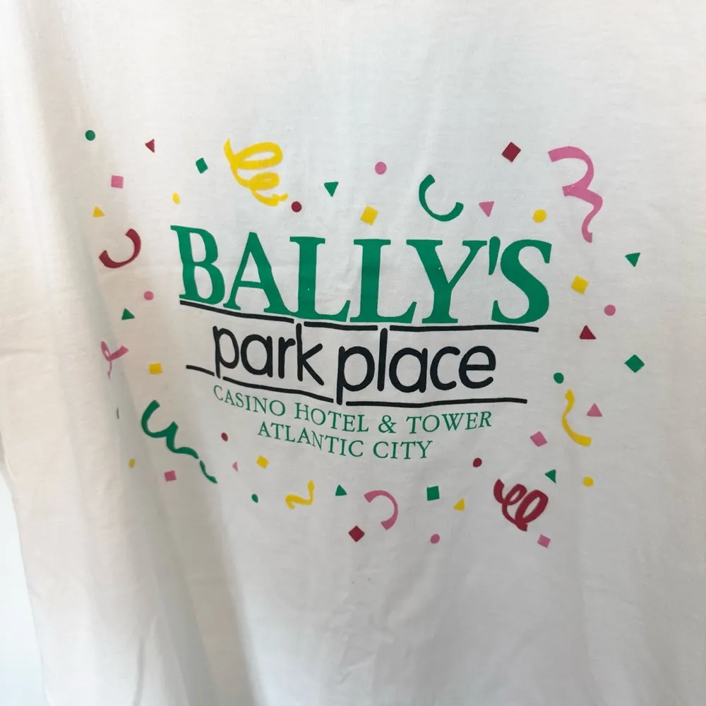 VINTAGE Bally’s Park Place Hotel and Casino ATLANTIC CITY confetti t-shirt XL - Image 3