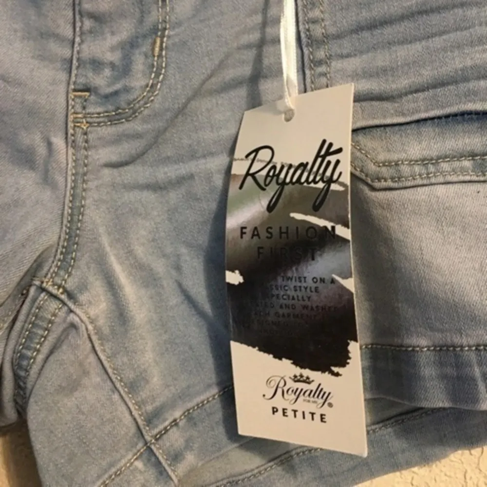 COPY - Royalty ladies shorts 10P - Image 7