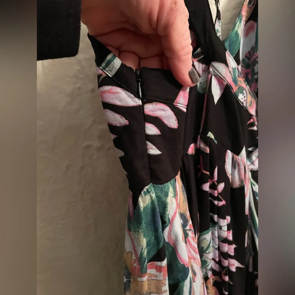 NWT Kimchi Blue Womens Black Floral Bermuda Nights Hook Loop Corset Midi Dress;8 - Image 6