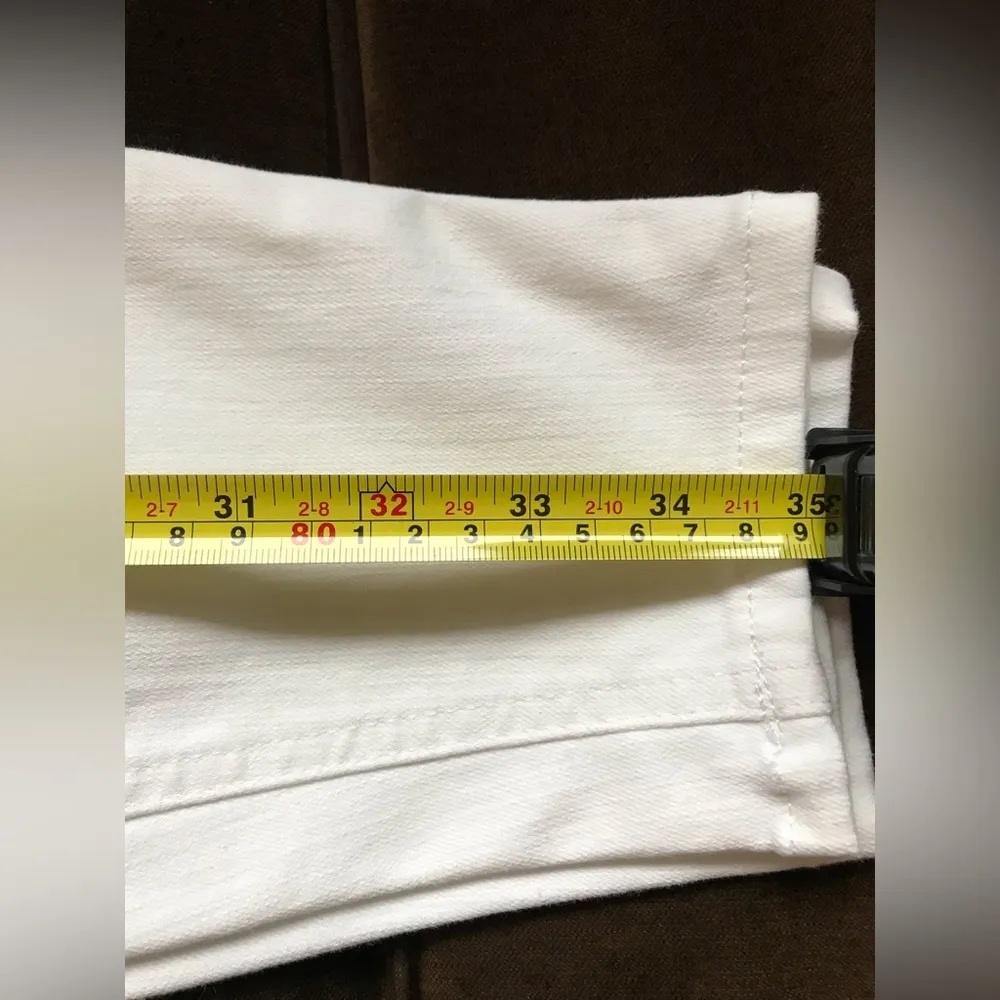 Chicos Straight Leg White Simply Flattering 5 Pockets Jeans Size 2P - Image 9