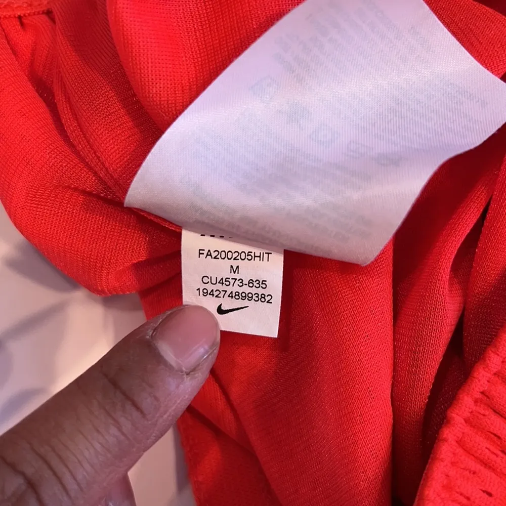 Nike swoosh fly basketball shorts unlined neon orange m womens elastic waistband - Image 9