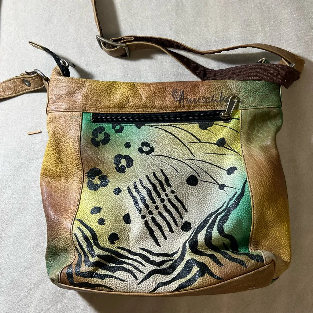 🌸 Anuschka Hand-Painted Leather Crossbody – Butterflies & Nature Print + wallet - Image 7