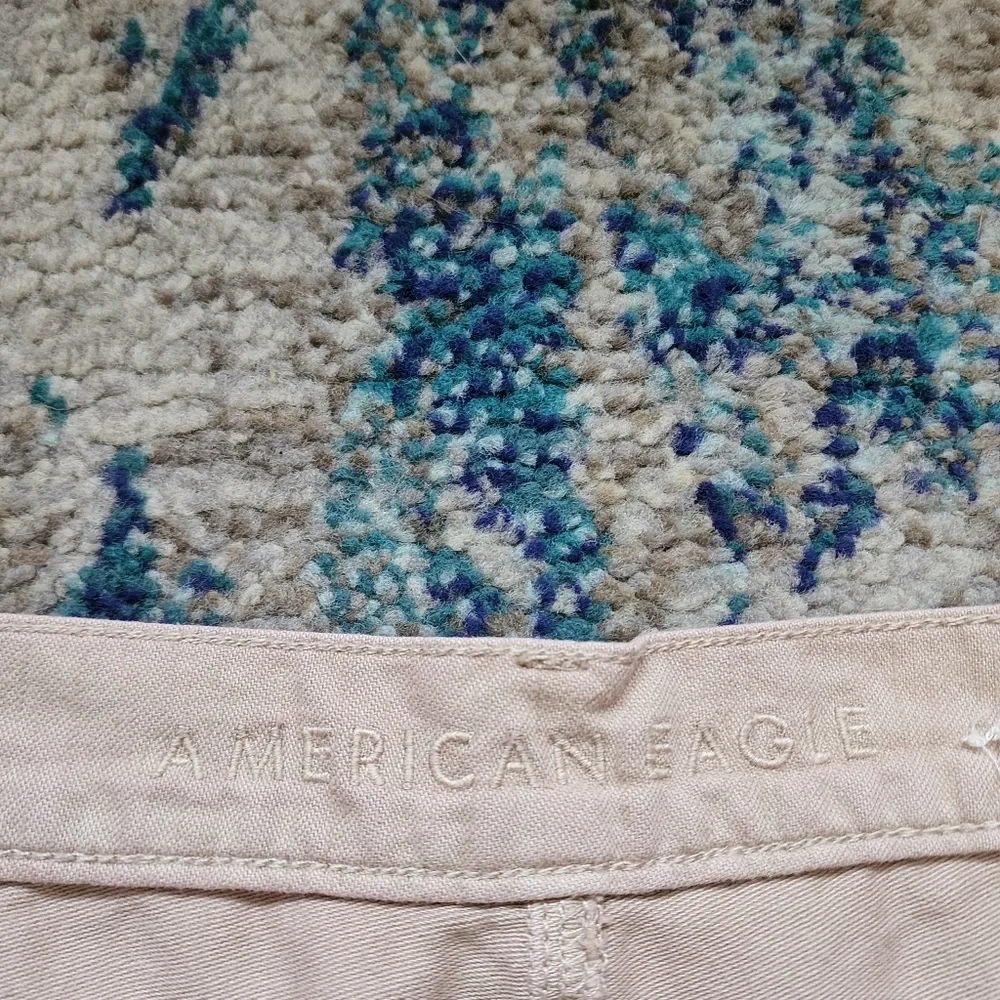 American Eagle Beige Denim Highest Waist MOM Shorts Size 6 - Image 6