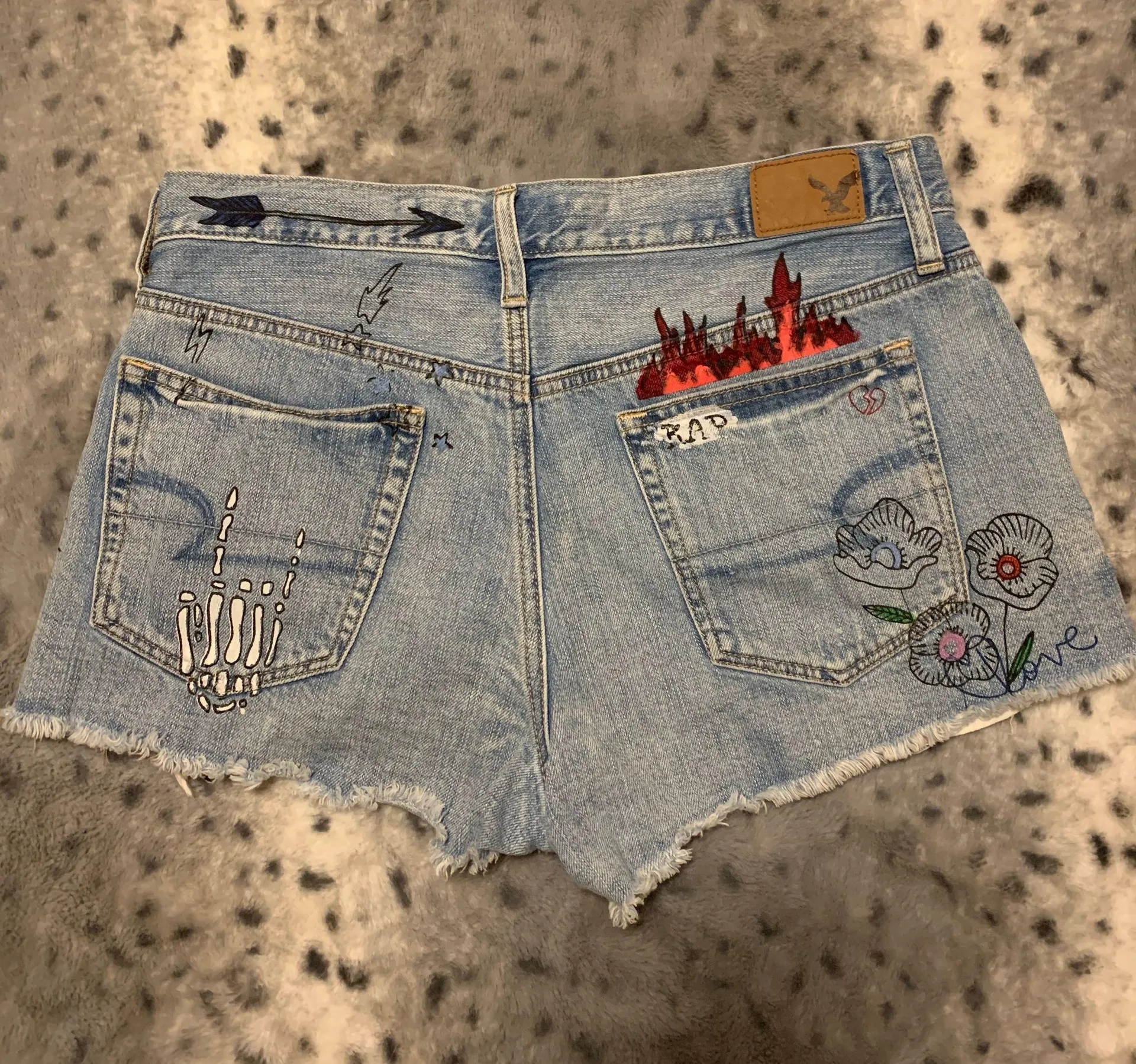 American Eagle Shorts - Image 2