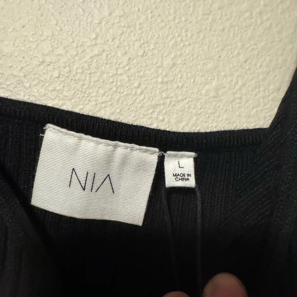 NWT NIA Black Ribbed Crop Top Size L - Image 2