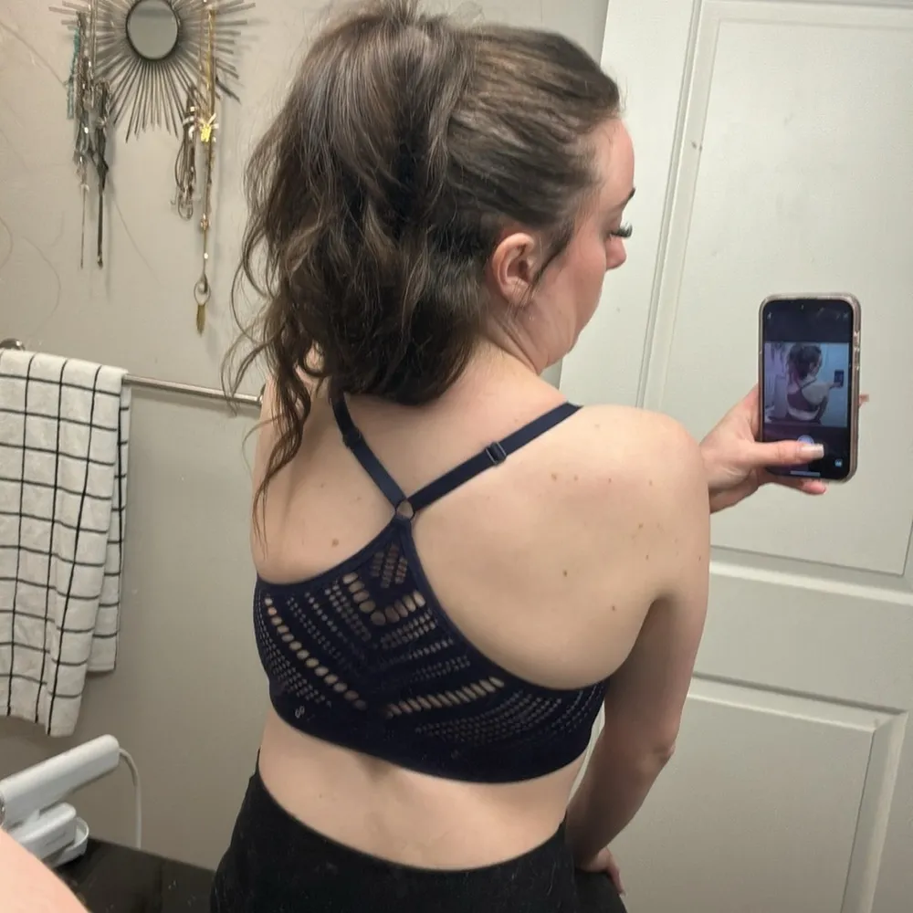 Eyelet Sports Bra - Image 3