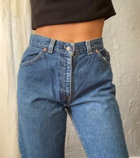 Levi’s Vintage 1980’s White Tab  Jeans - Image 2