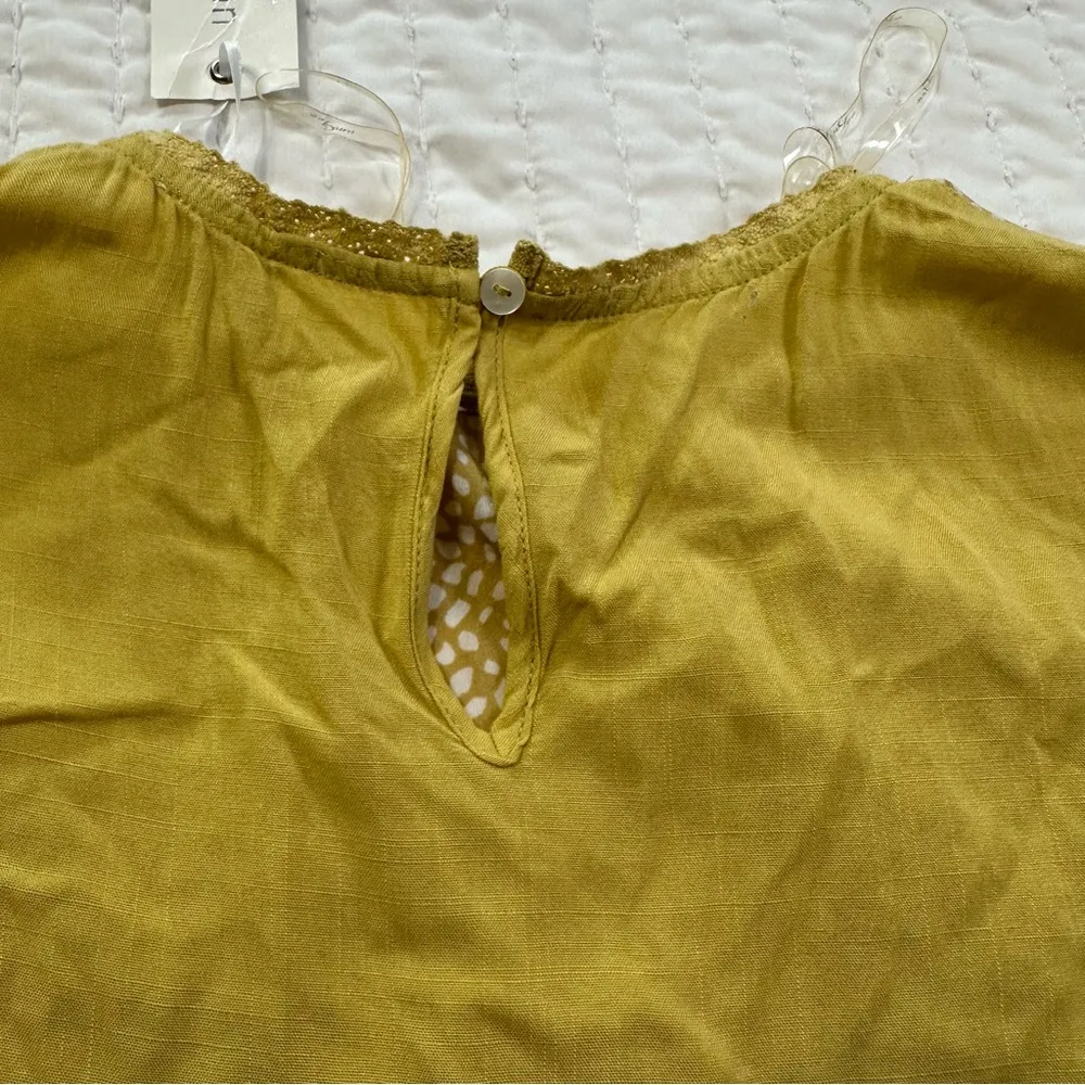 Umgee Mustard Flared Long Sleeve Blouse Size S-M - Image 11