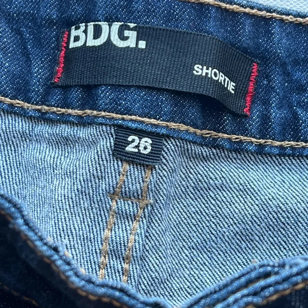 BDG Shortie Denim shorts - Image 4