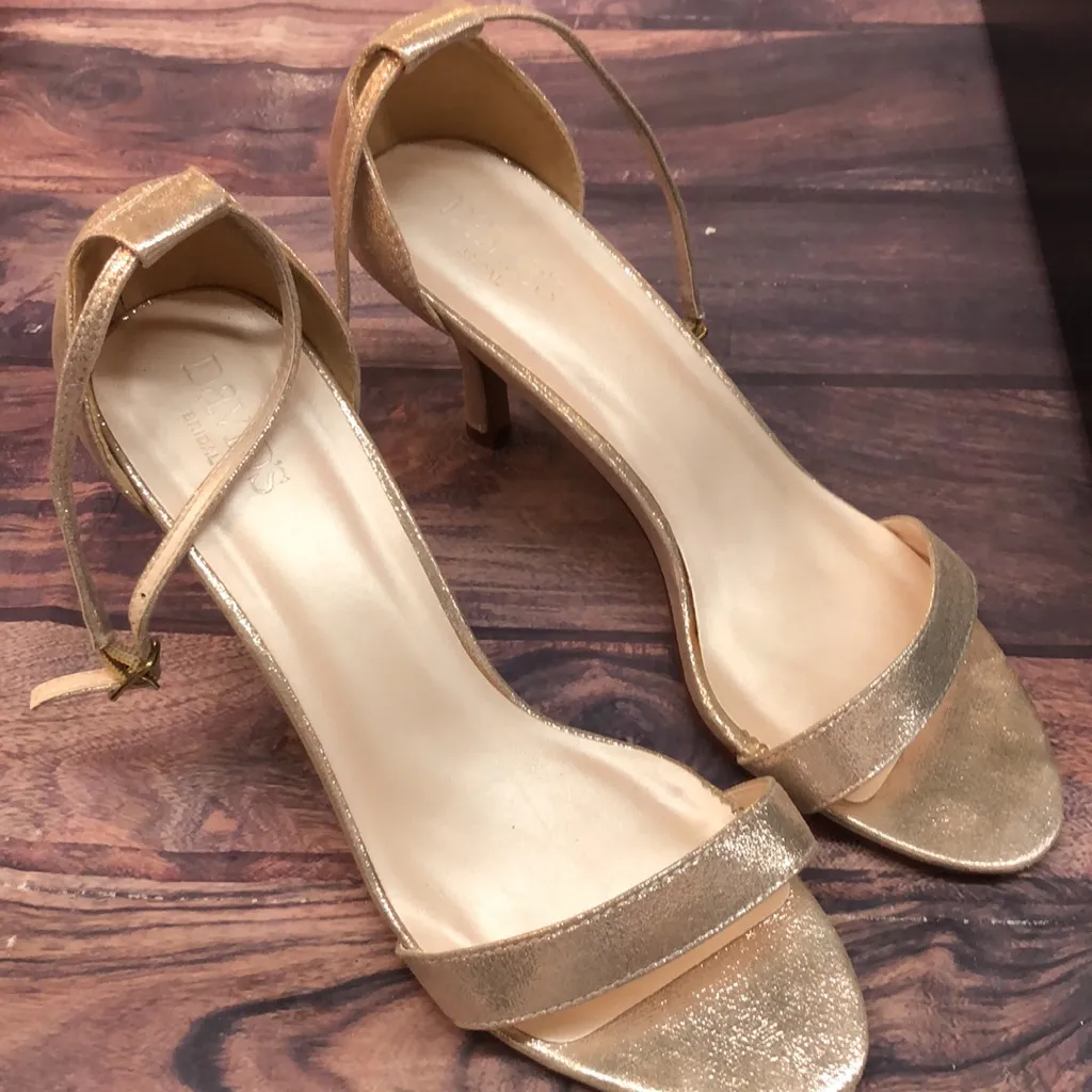 David’s Bridal sz 9.5 gold women shoes - Image 2