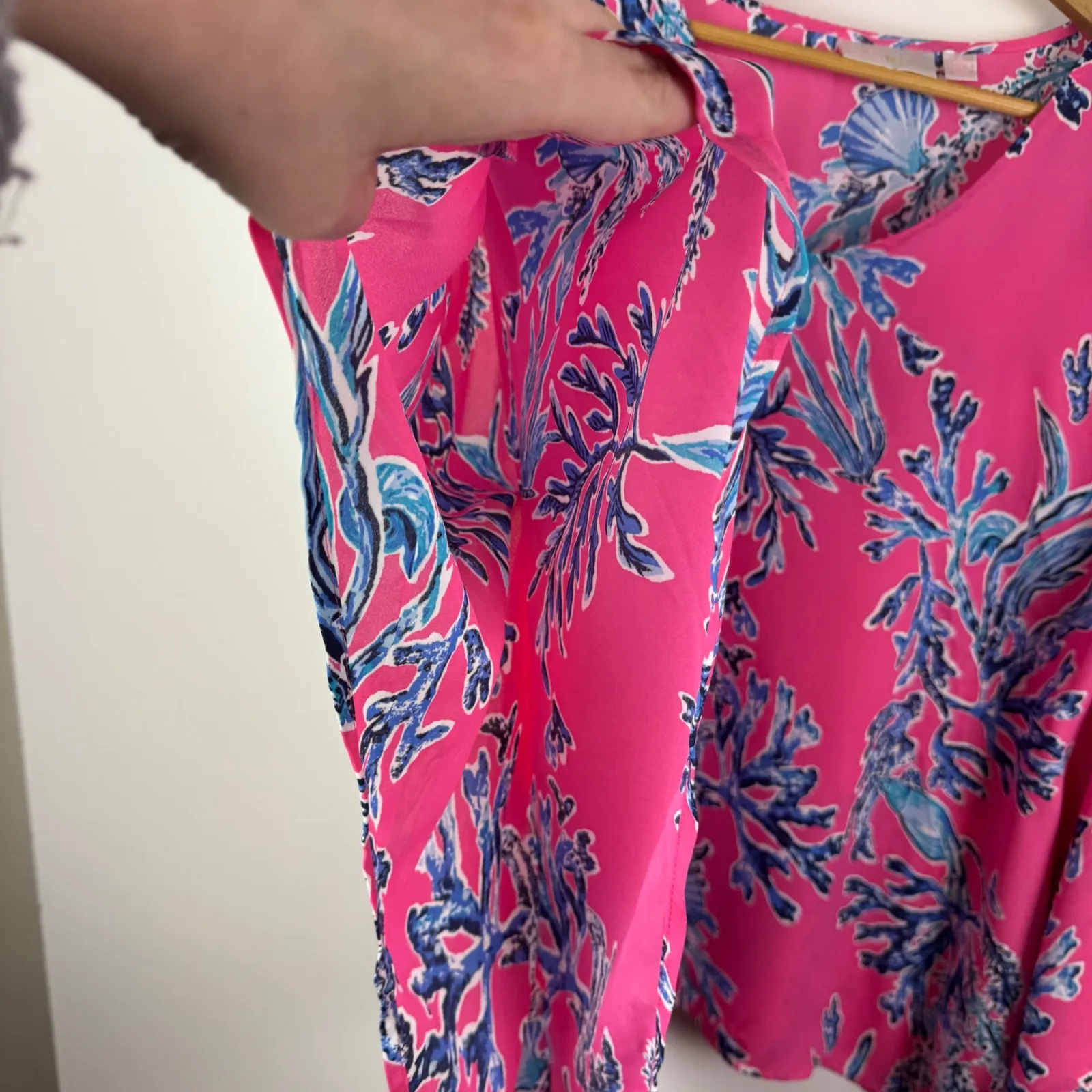 Belle Kim Gravel Woven Aloha Poncho Top Medium‎ Pink Coral V - Image 2