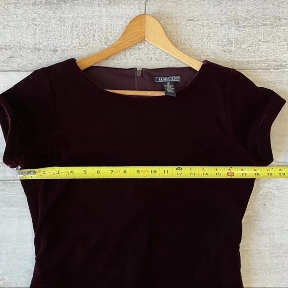 Harolds Plum Velvet Short Dress Size 4 Purple Holiday Party Dress - Image 3