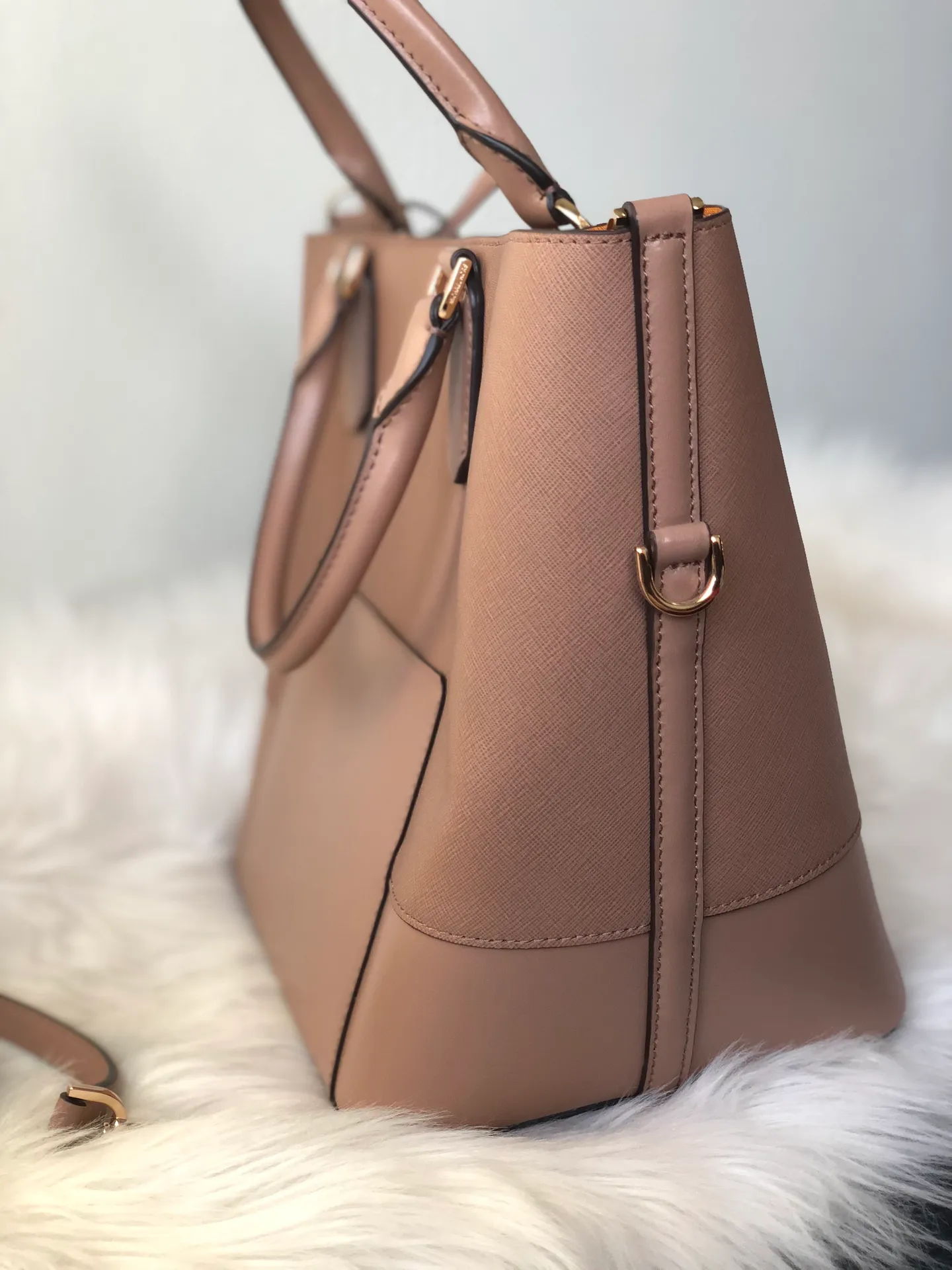 Michael Kors Trista Large Handbag - Image 6