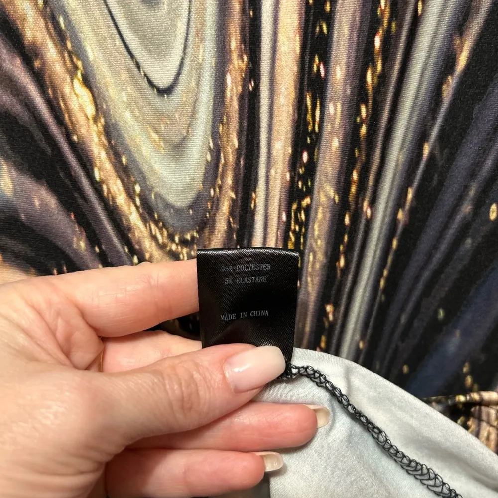 Brown and Cream marble Sleeve Graphic Tee Size L - Image 6