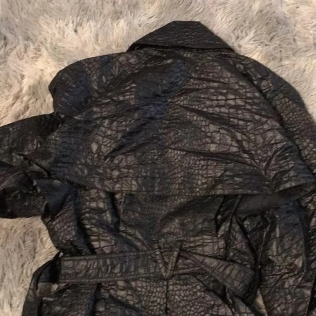 New Authentic Versace Croc-Textured Lacquered A-Line Trench Coat - Image 11