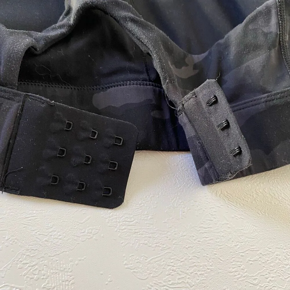 LGNDRY Black Camo Sports Bra Women’s XS Crossback Activewear - Image 6