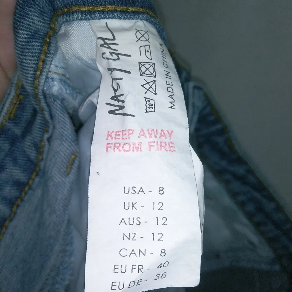 Nasty Gal Distressed High Waisted Mom Distressed Jeans 8 - Image 5