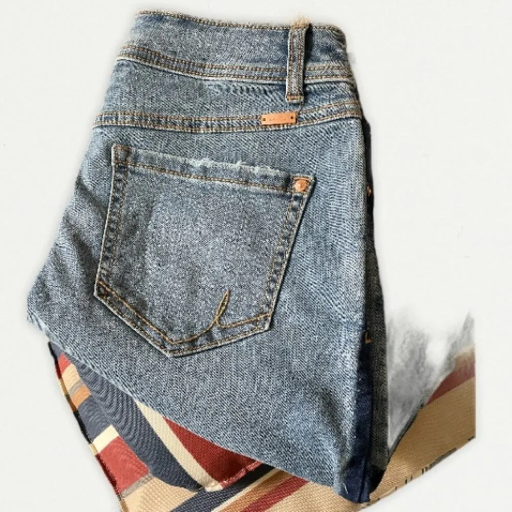 INC Novelty Denim Curvy Fit Cordelia Wash Cuffed Shorts 4 - Image 9