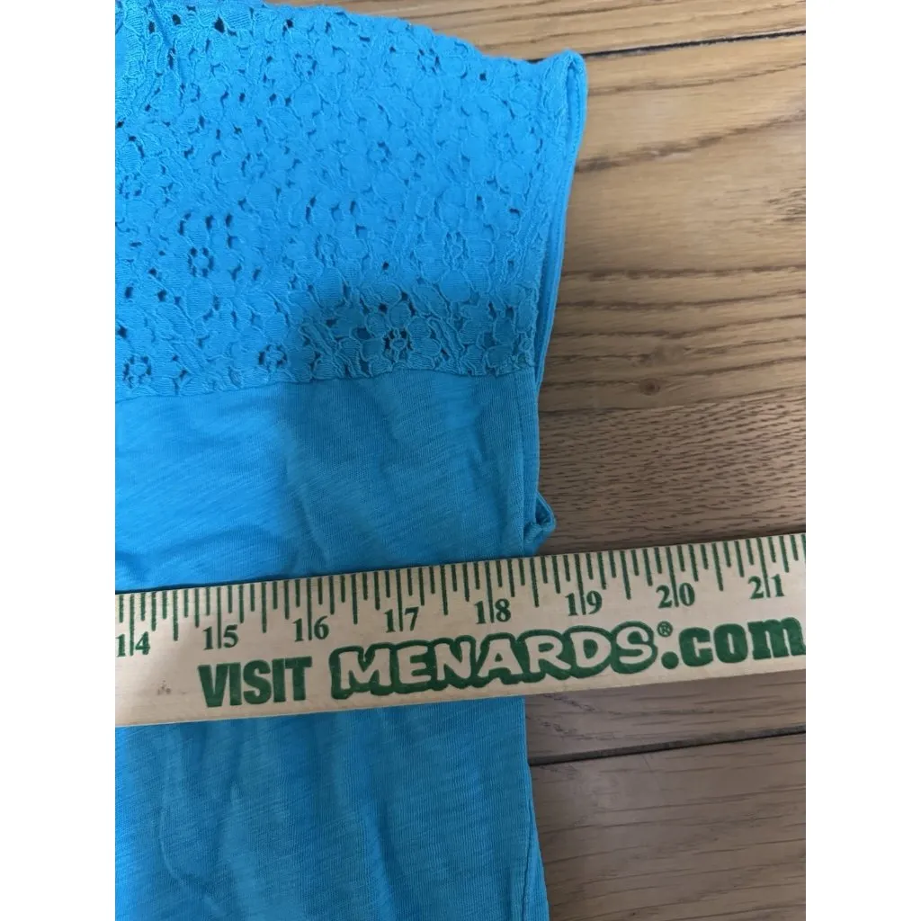 St. Johns Bay Women’s Crew Neck Short Sleeve Shirt Size Medium‎ Crocheted Blue - Image 5