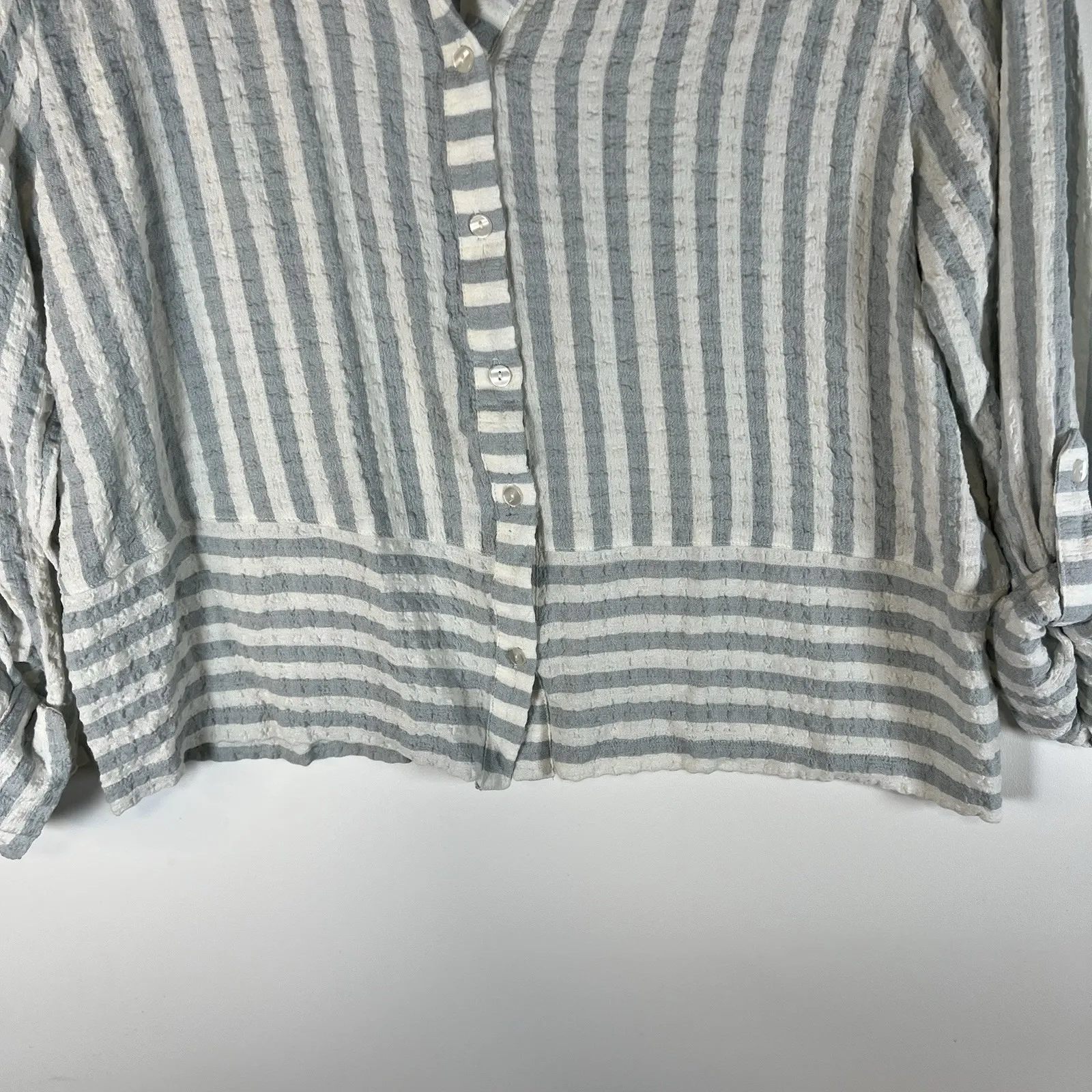 Jane and Delancey  Relaxed Stripe Button Down Top Size Medium Womens NWT Boho - Image 3