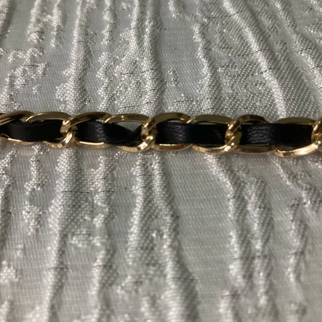 Bebe Black Woven Mini Shoulder Bag Clutch with Gold Chain NWT - Image 8