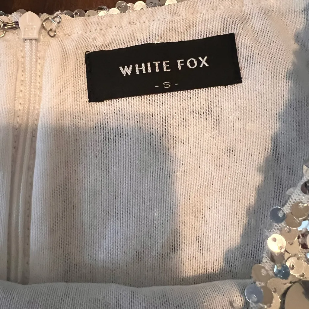 White Fox Silver Sequin Mini Skirt - Image 3