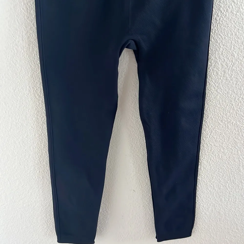 NWT Spanx Cropped Look at Me Now LAMN Legging Port Navy XS - Image 4