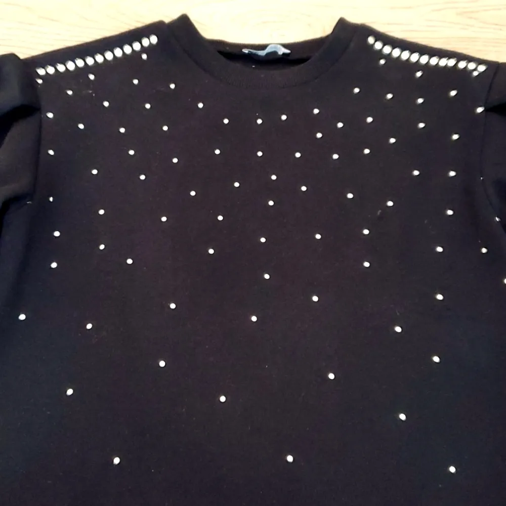 Zara Black Puff Sleeves Studded Fleece Sweater - Image 2