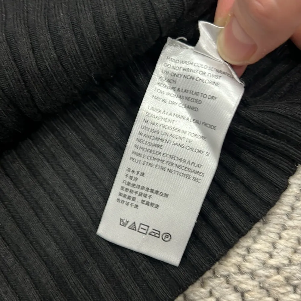 Urban outfitters crop top - Image 5