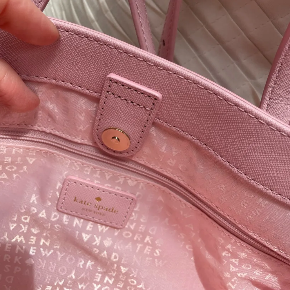 Like New Kate Spade Laurel Way Evangelie Rose Jade Saffiano leather medium - Image 12