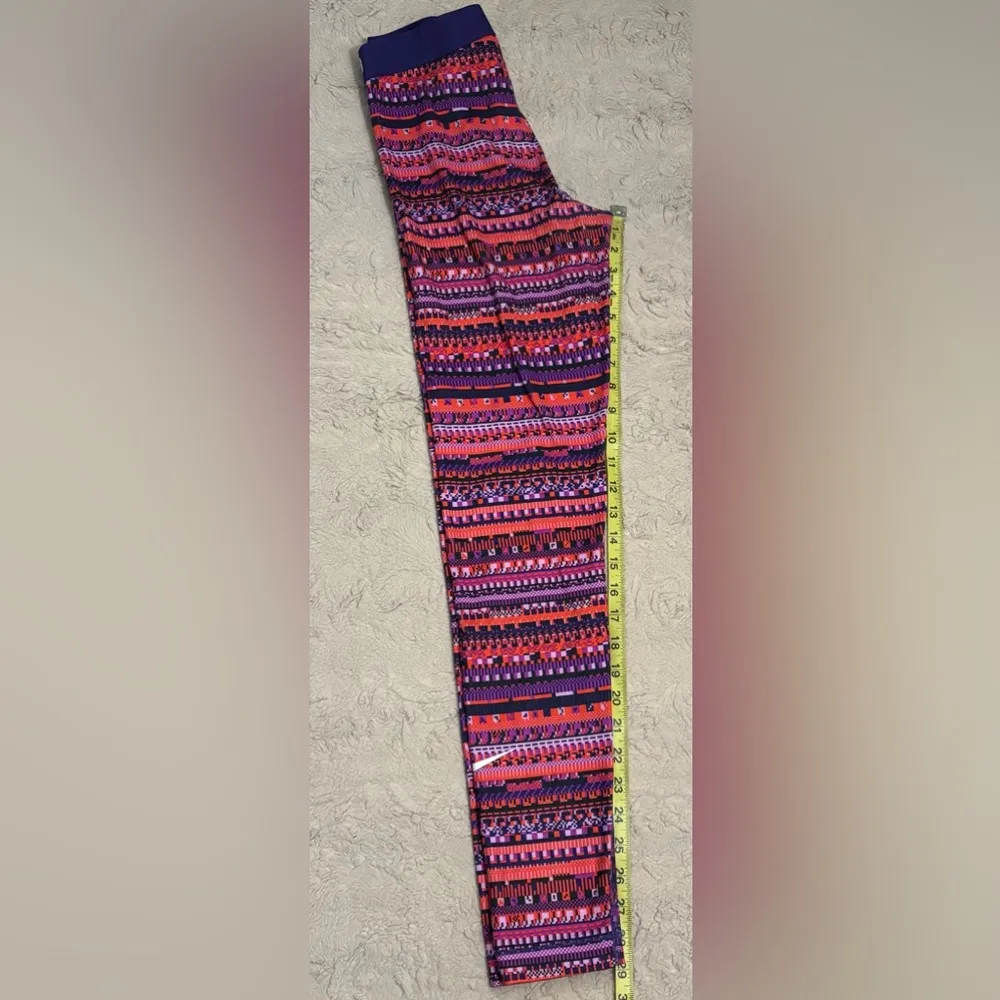 NIKE DRI-FIT multi-color leggings in size M - Image 6