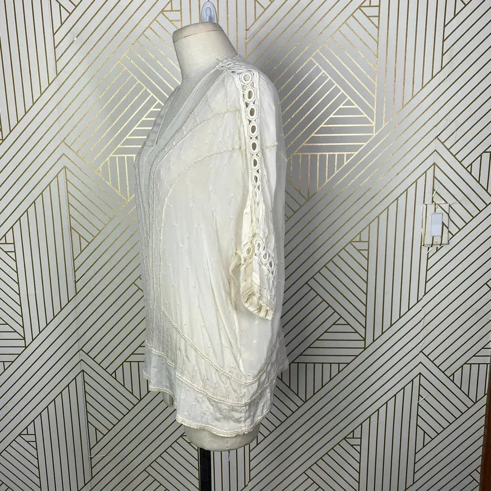 Sundance Swiss Dot Crochet Short Sleeve Top in Cream‎ Ivory Size US Small - Image 5