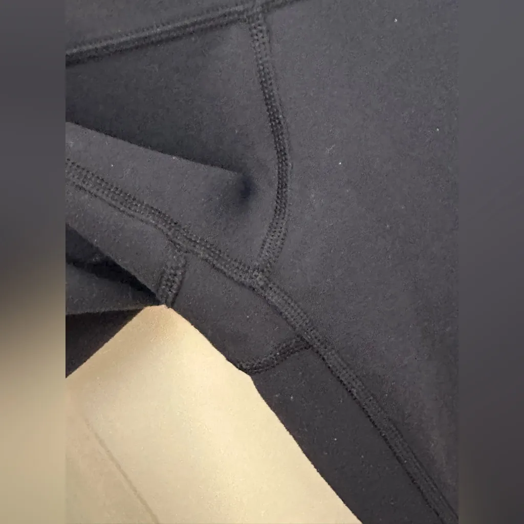 Lululemon Ankle Length Black Running Leggings Women's Sz 6 - Image 10