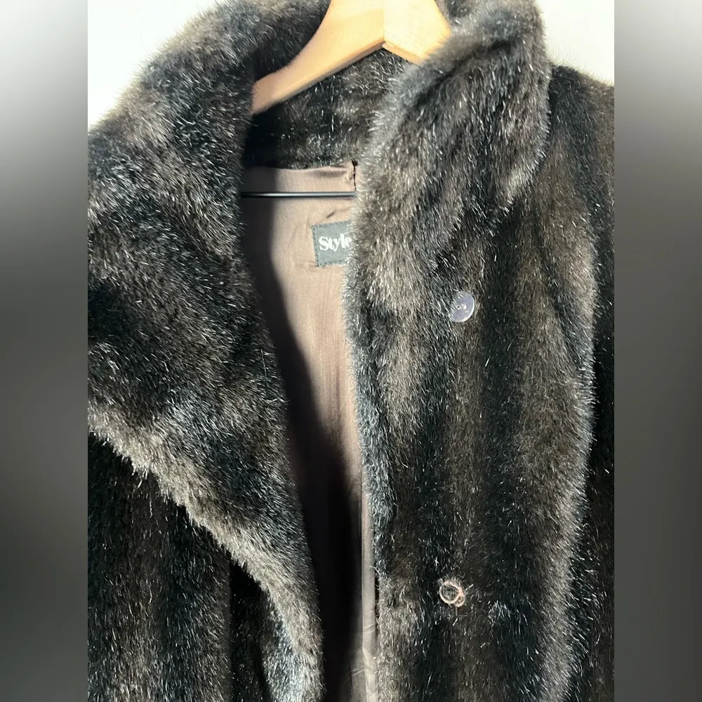 Vintage 80’s Style VI Ltd Black Faux Fur Jacket made in the USA Size undefined - Image 8