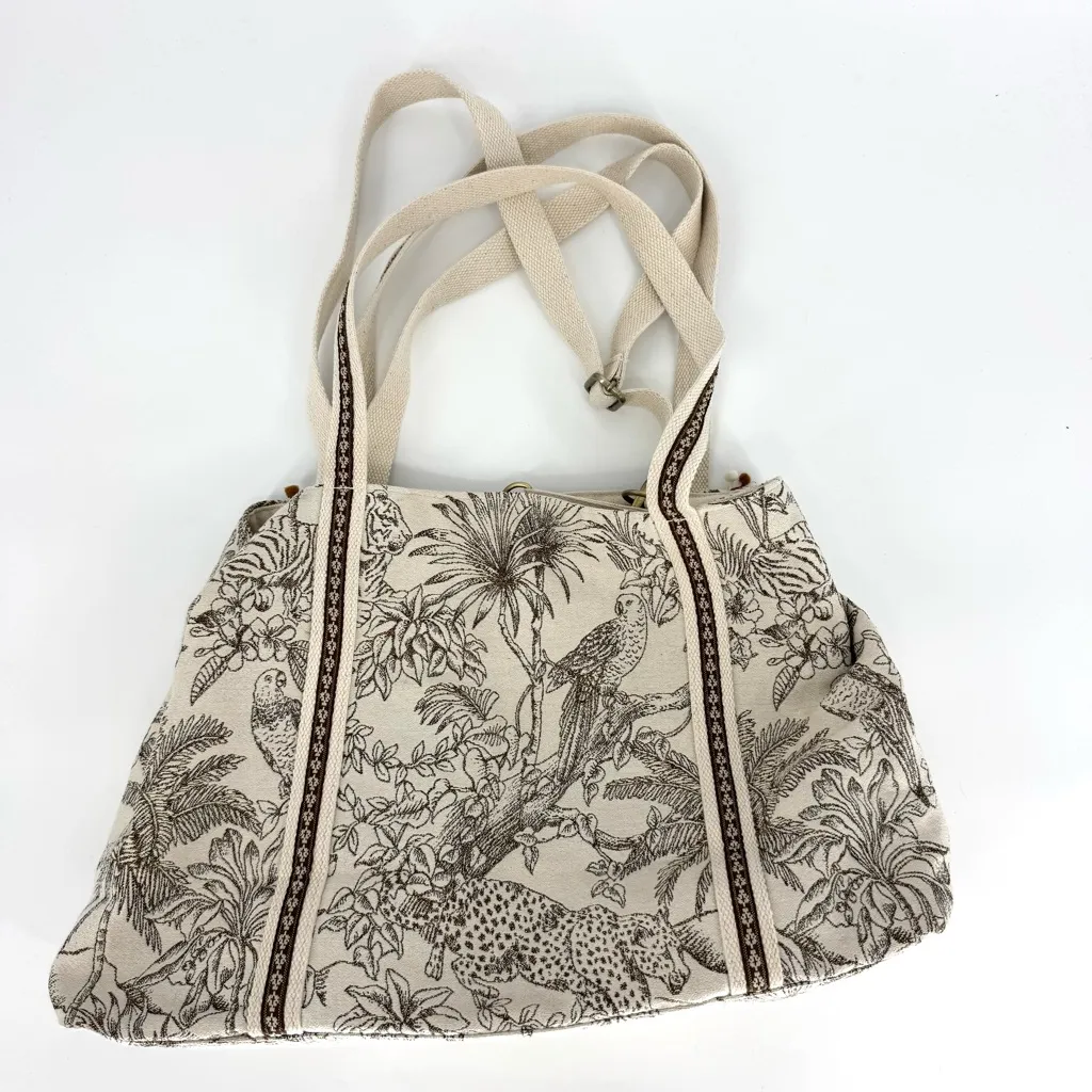 America & Beyond Golden Hour Luxe Tote Metallic Beaded New with Tags Silver - Image 5