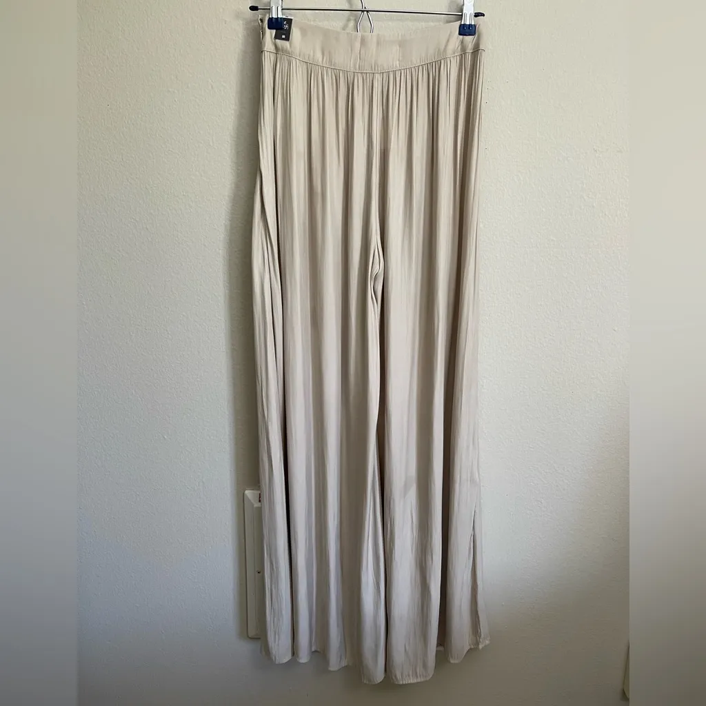 Abercrombie & Fitch Pleated Wide Leg Pants size 00 - Image 3