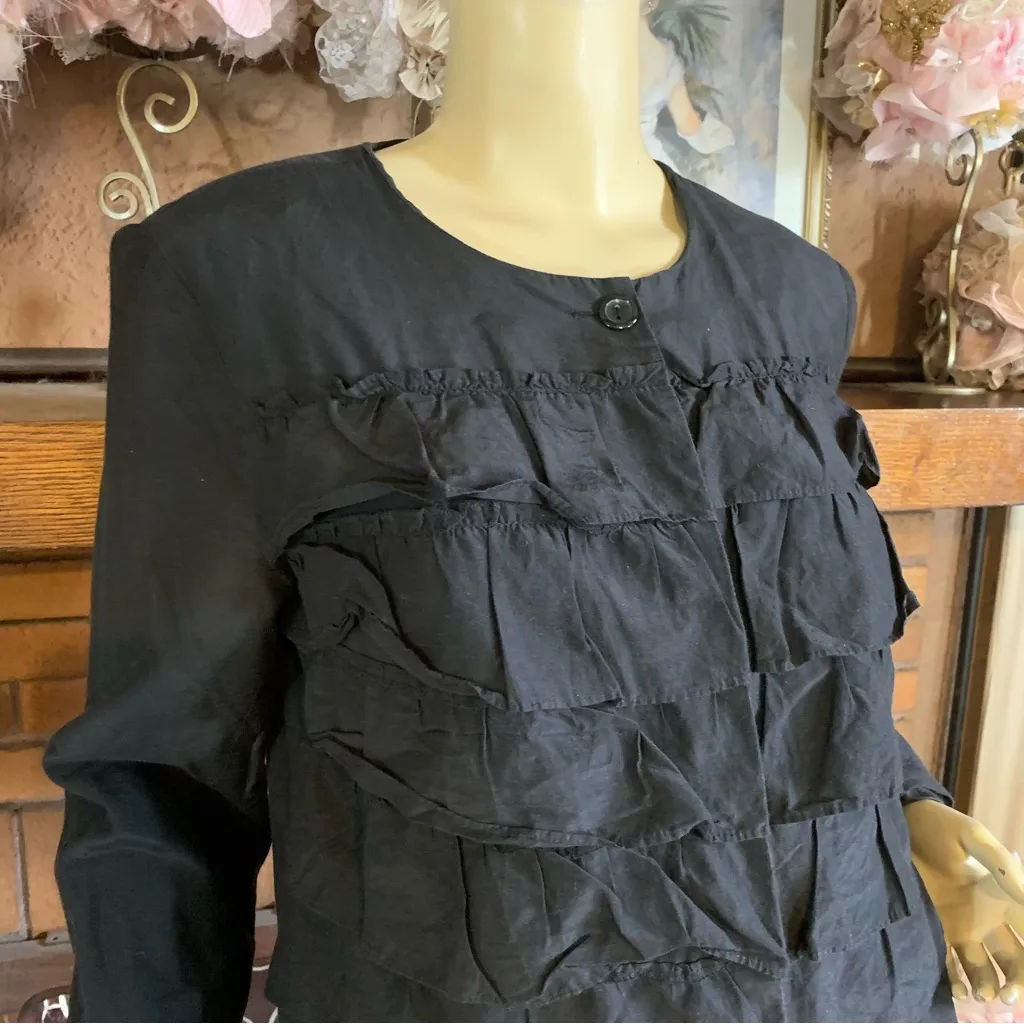 CHRISTOPHER & BANKS BLACK SILK BLEND TIERED RUFFLE FRONT BUTTON DOWN TOP (M) - Image 11