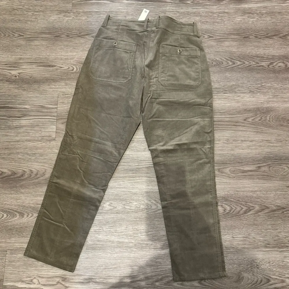 NWT Banana Republic corduroy barrel crop pants- grey size 10 - Image 2
