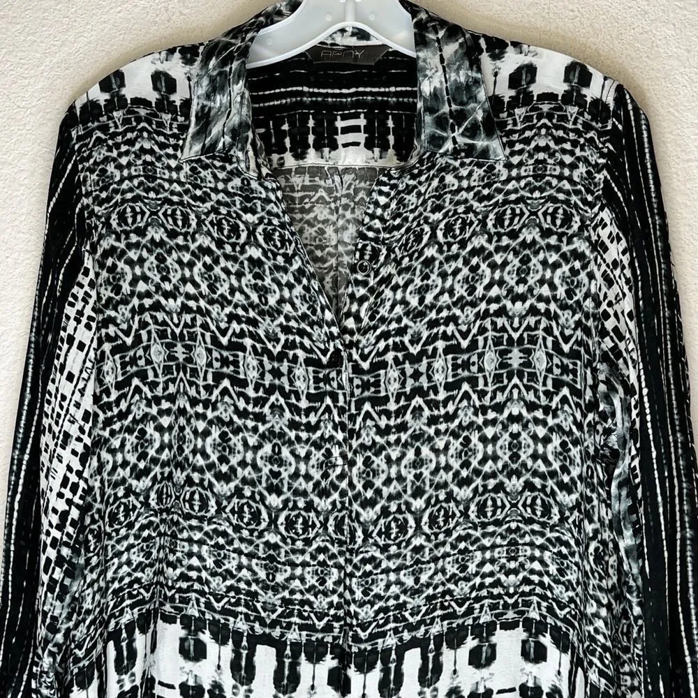 APNY Apparel Top‎ Size L - Image 3