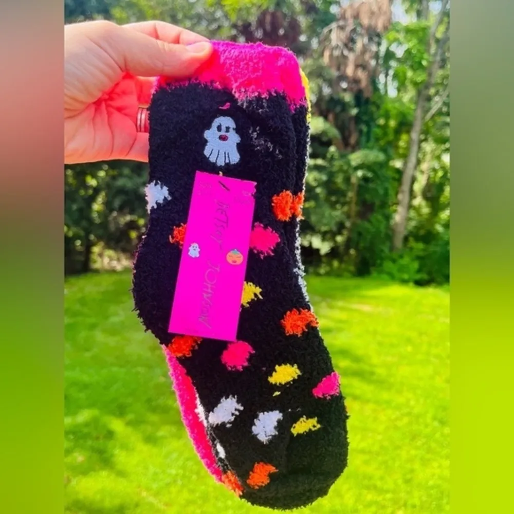 Betsey Johnson Halloween Cozy Fuzzy Socks 3-Pack Ghost & Candy Print NWT Sz 9-11 - Image 3