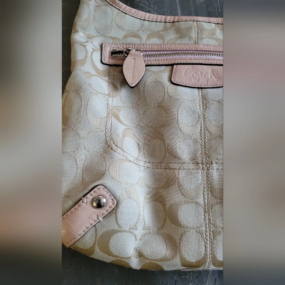 Coach Shoulder Bag Signature Sacoche Pink - Image 15