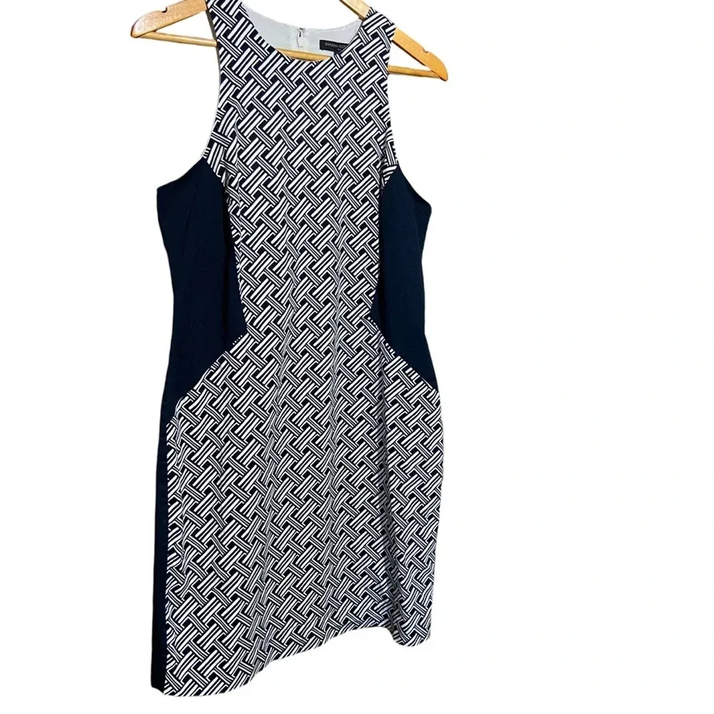 Banana Republic Sheath Dress Sleeveless Blue White Back Zip‎ Lined Dress Size 14 - Image 4