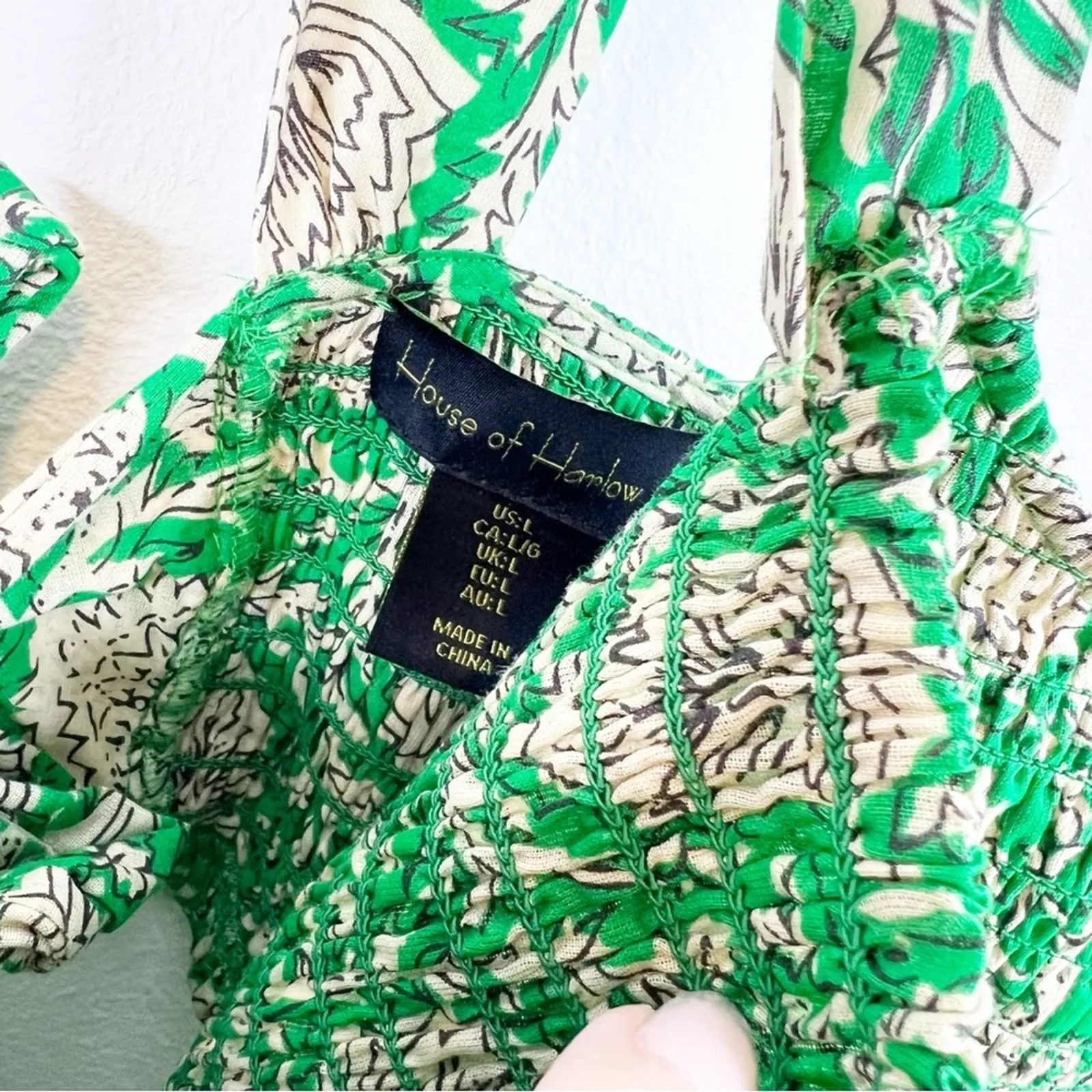 NEW House‎ of Harlow 1960 Floral Smocked Tie Back Crop Top L Green Size L - Image 5