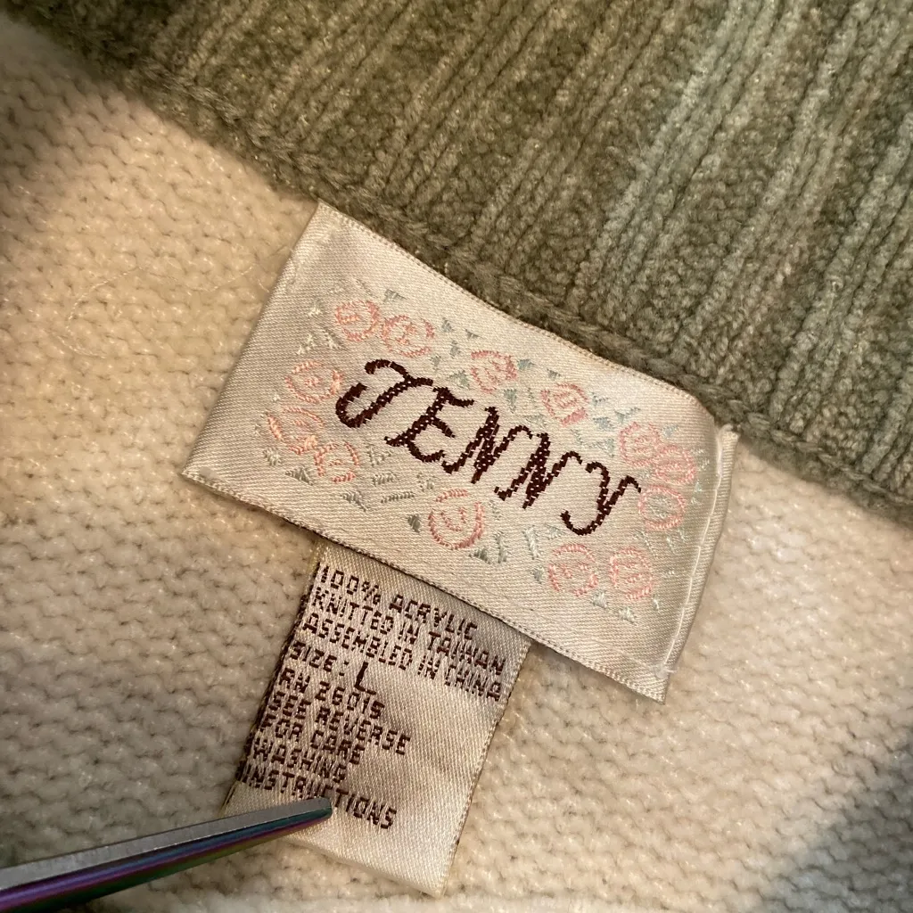 VTG JENNY Size L Snowflake Sweater Beaded Sequin Knit Winter Holiday Green Cream Size L - Image 8